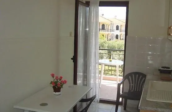 Appartement Yianna & *